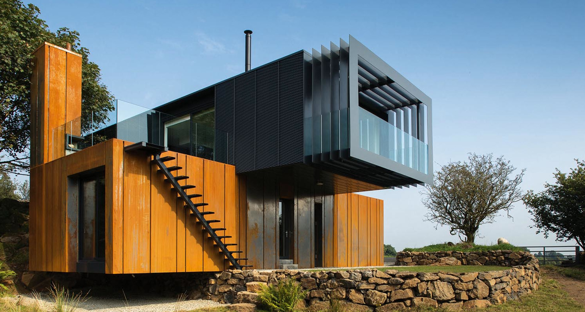 SHIPPING CONTAINER HOUSES SPACES BY IBIS Ibisagency shipping-container-houses-spaces-by-ibis-ibisagency